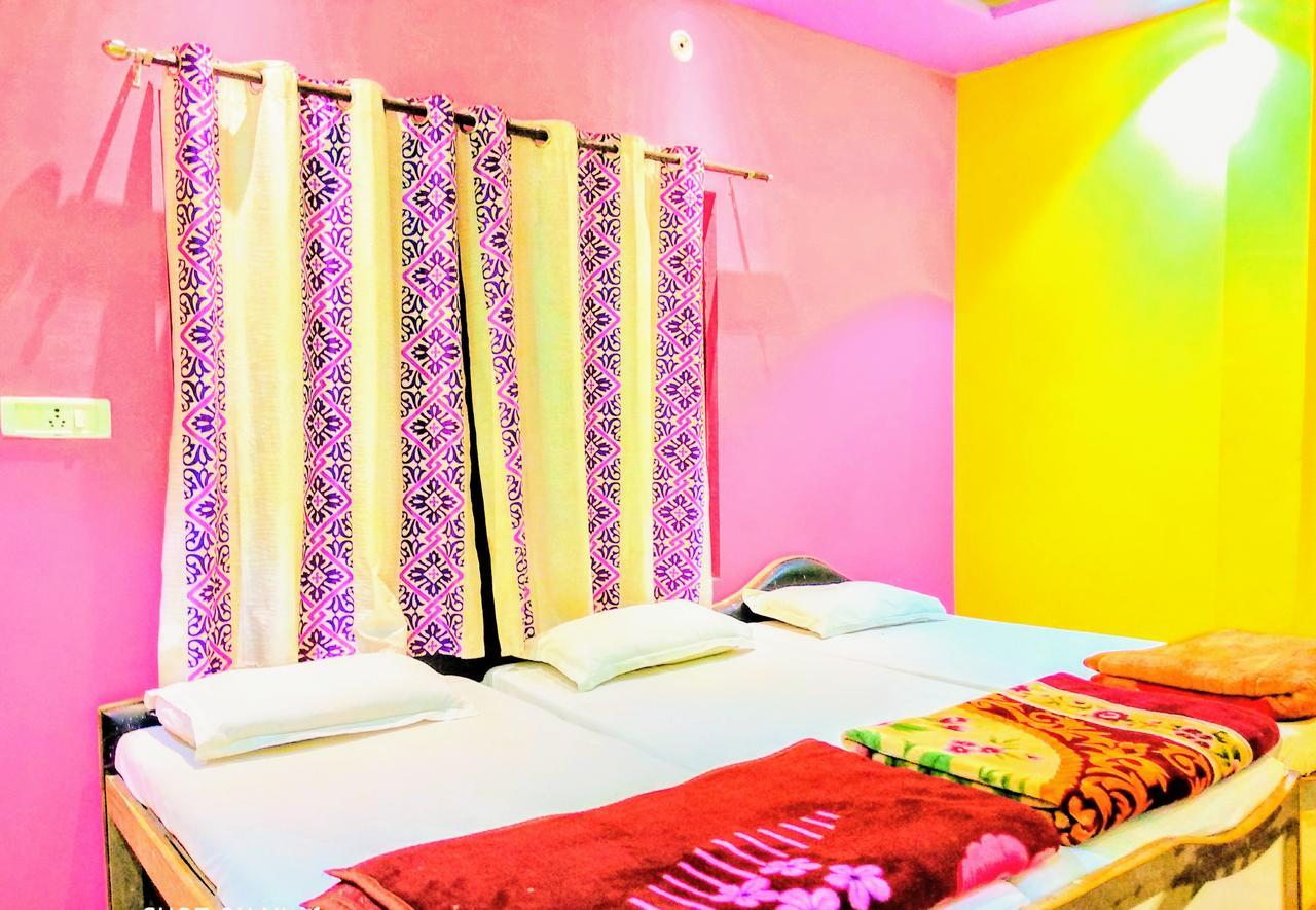 Shree Sai Paying Guest House Варанаси Экстерьер фото